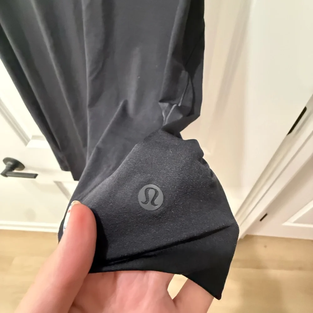 lululemon athletica sleek black